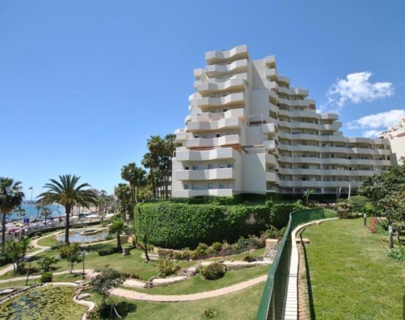 Precioso Apartamento Con Piscinas Y Vistas Al Mar. Benalmádena Extérieur photo