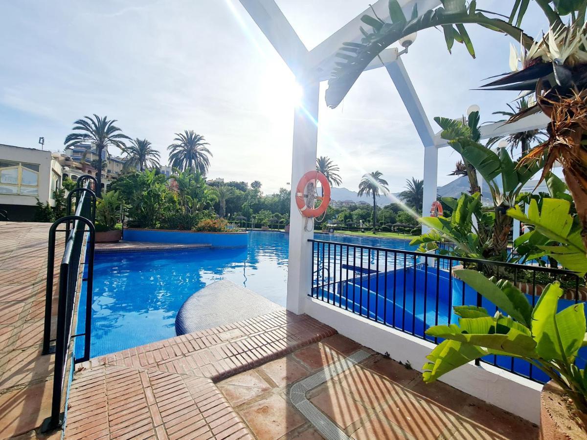 Precioso Apartamento Con Piscinas Y Vistas Al Mar. Benalmádena Extérieur photo